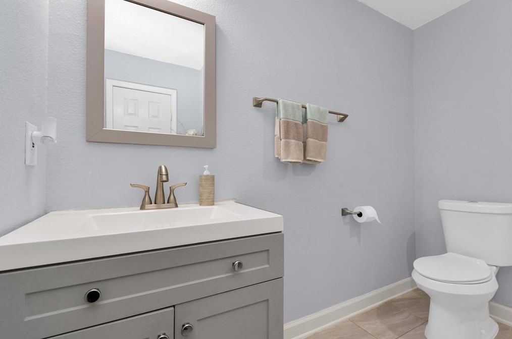 3703 Brock St, Houston TX  77023-6004 exterior