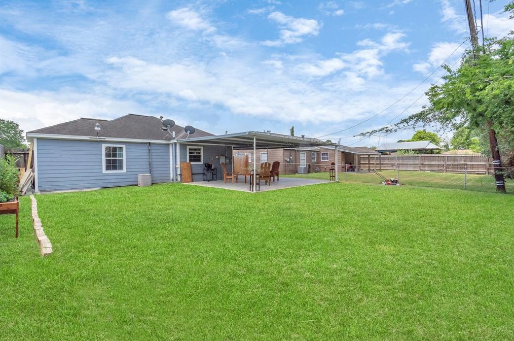 3703 Brock St, Houston TX  77023-6004 exterior