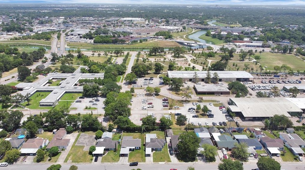 3703 Brock St, Houston TX  77023-6006 exterior