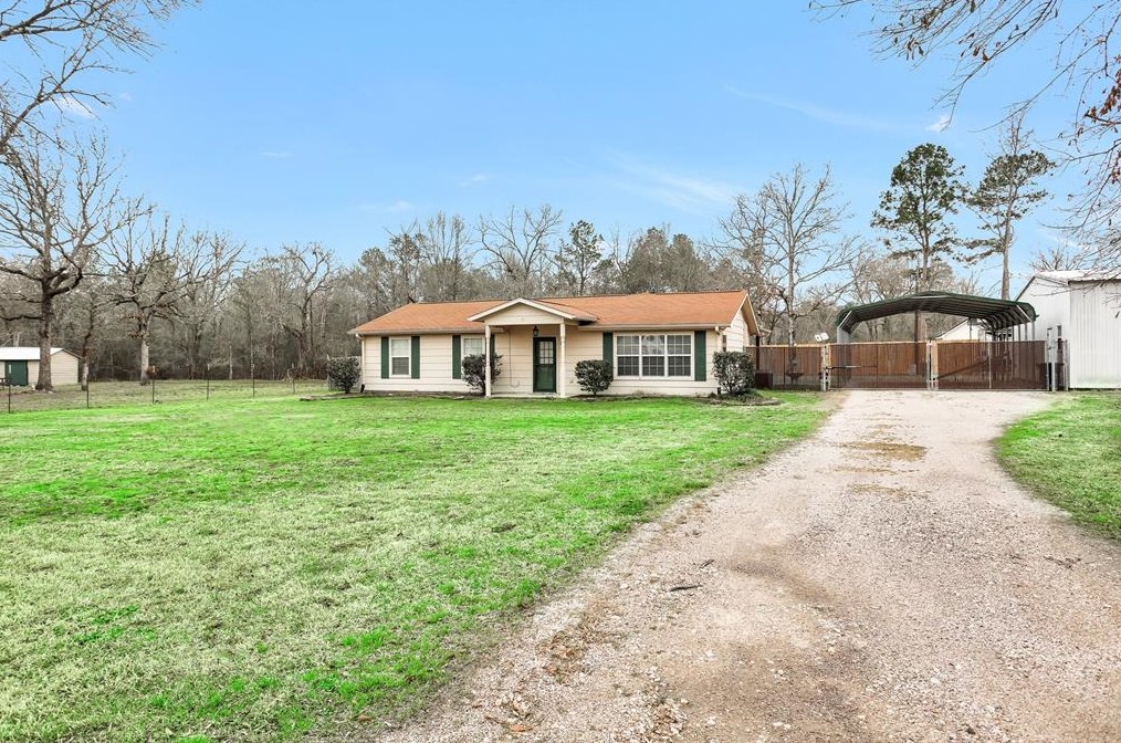 814 Whipporwill Rd, Conroe TX  77303-5283 exterior