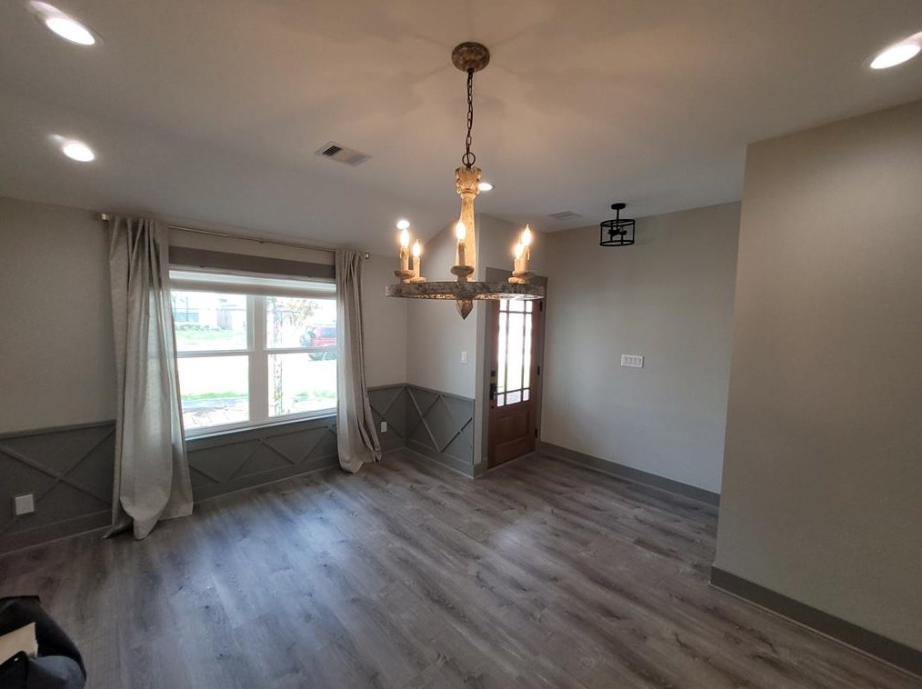 1725 Woodcrest Dr, Houston TX  77018-5808 exterior