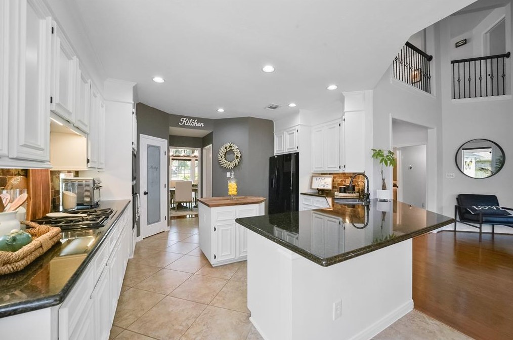 1531 Bellwood Lk Dr, Richmond TX 77406-7972 exterior