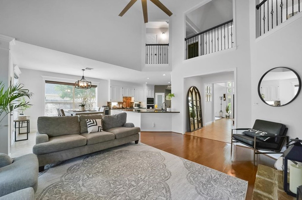 1531 Bellwood Lk Dr, Richmond TX 77406-7972 exterior