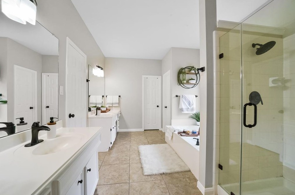 1531 Bellwood Lk Dr, Richmond TX 77406-7972 exterior