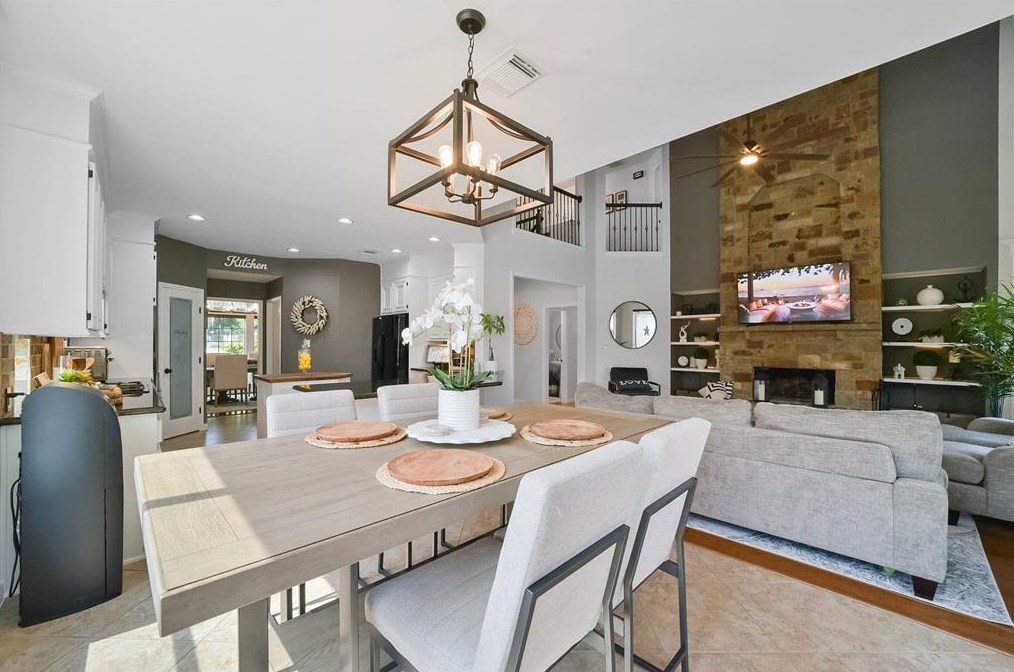 1531 Bellwood Lk Dr, Richmond TX 77406-7972 exterior