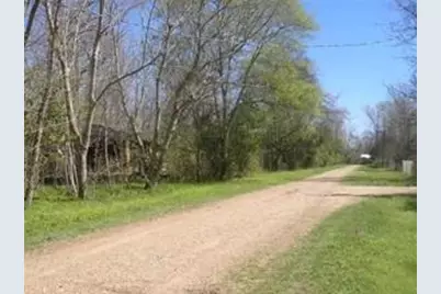 58 Carlotta, Cleveland, TX 77327 - Photo 5