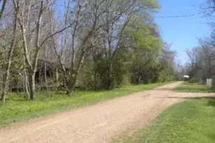 58 Carlotta, Cleveland, TX 77327 - Photo 5