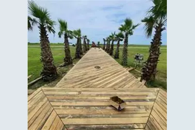 572 Annabelle Drive, Gilchrist, TX 77617 - Photo 3