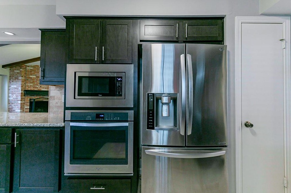 7714 Twin Hl Dr, Houston TX  77071-1323 exterior