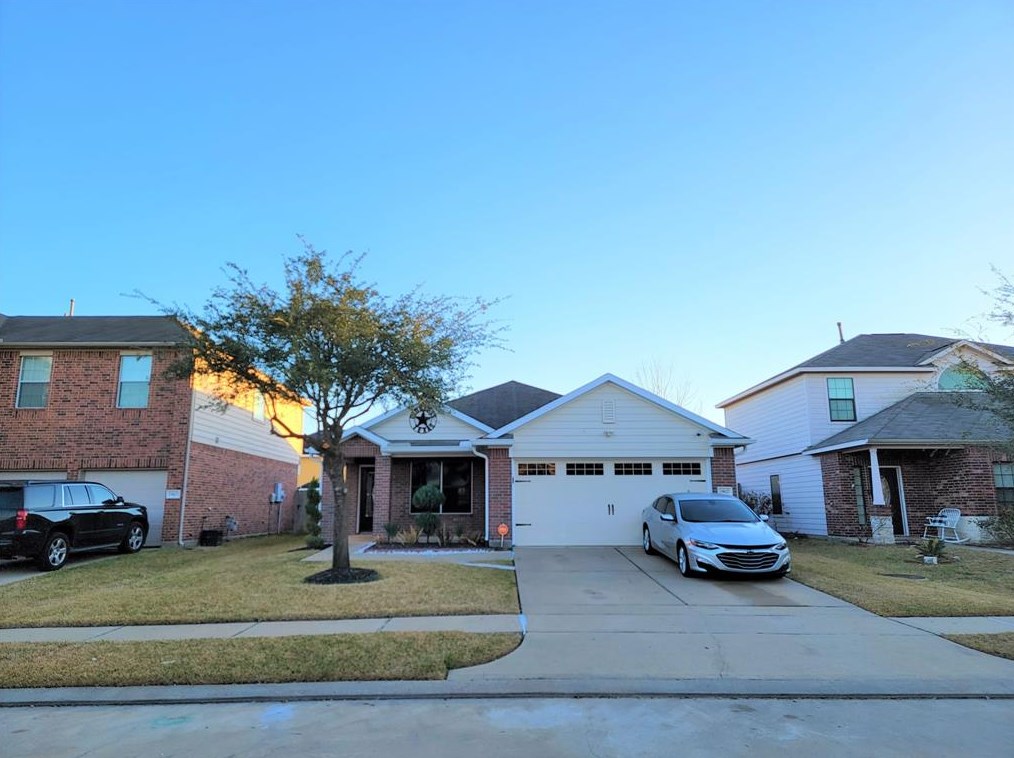 19627 Green Oasis Ct, Katy TX  77449-2672 exterior