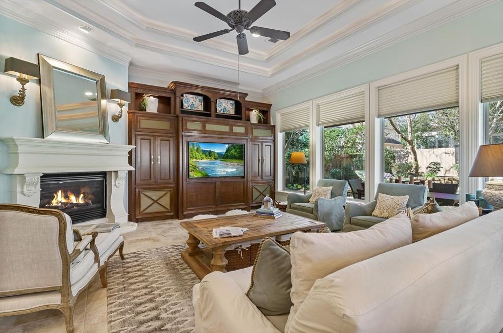 19 Sutton Ml Pl, Spring TX 77382-1359 exterior