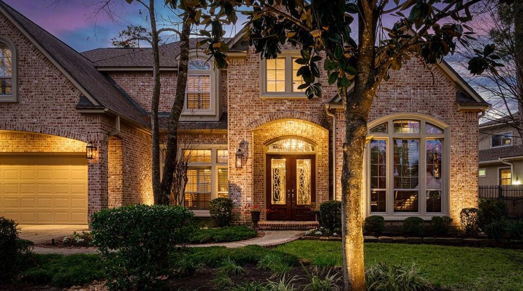 19 Sutton Ml Pl, Spring TX 77382-1359 exterior