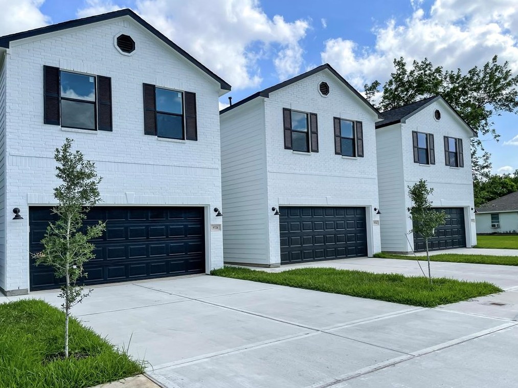 7963 Birmingham St, Houston TX  77028-3424 exterior