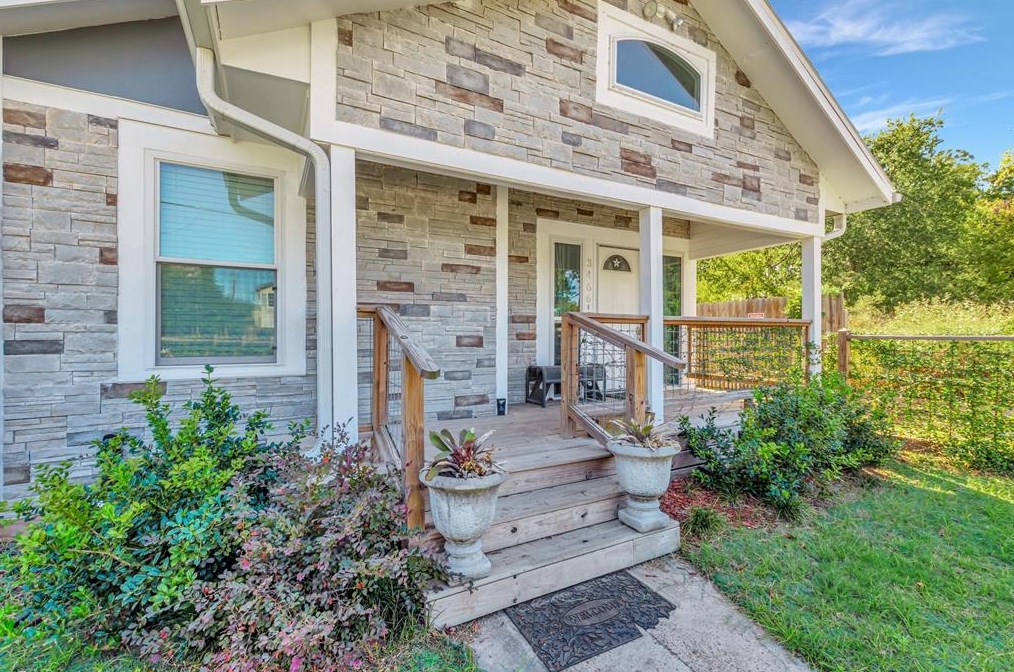 3466 Simmons St, Houston TX  77004-3722 exterior