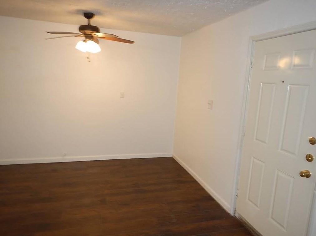 339 Spell, Houston TX  77022-2411 exterior