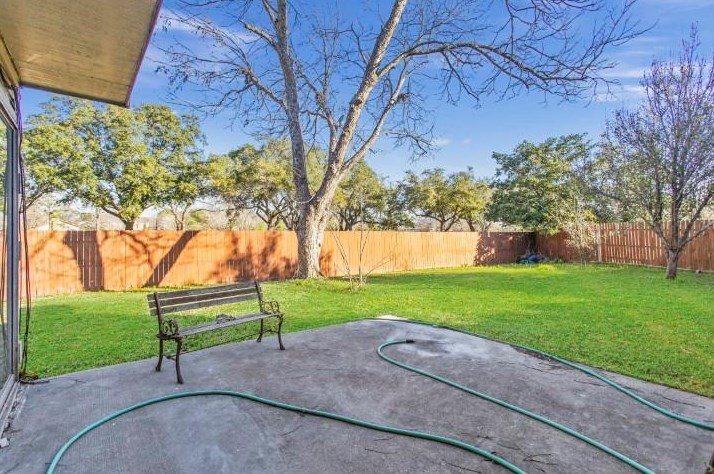 12303 Silo Ln, Houston TX  77071-3016 exterior