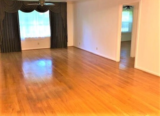 4053 Osby Dr, Houston TX  77025-4611 exterior