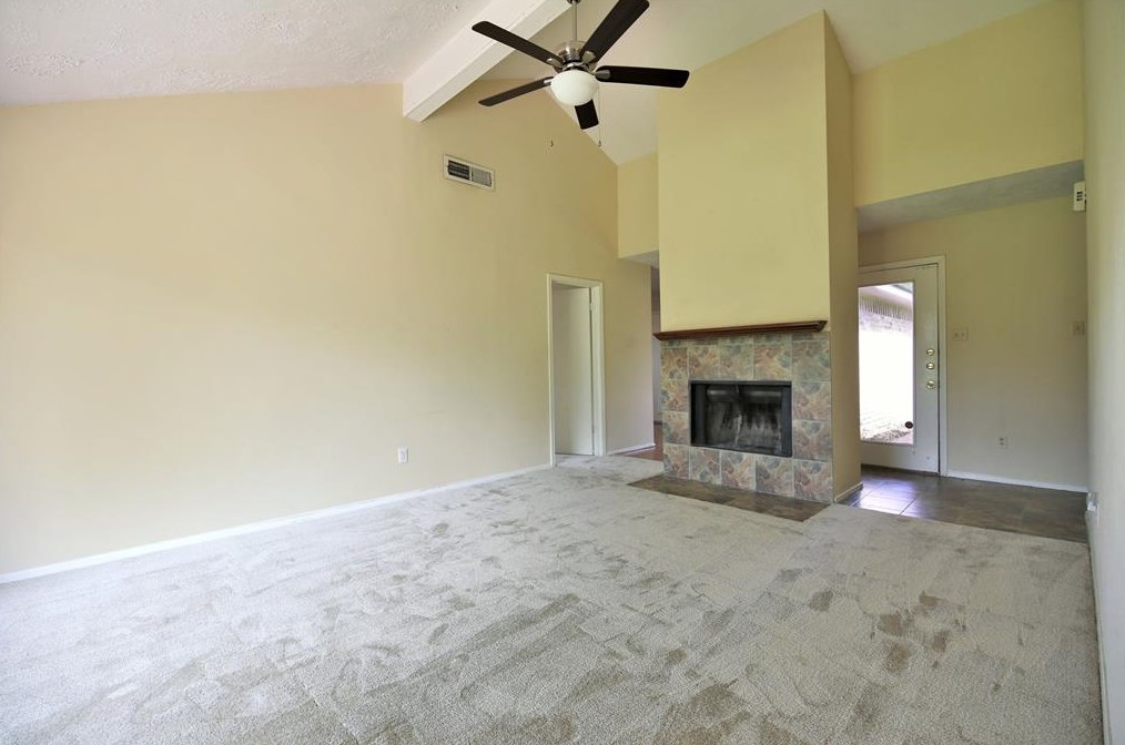 2819 Pheasant Creek Dr, Sugar Land TX  77498-1974 exterior