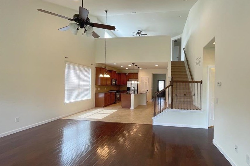 43 Canterborough Pl, Tomball TX  77375-3102 exterior