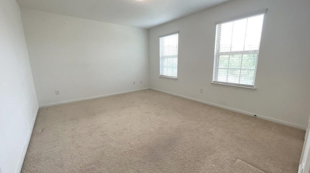 43 Canterborough Pl, Tomball TX  77375-3102 exterior