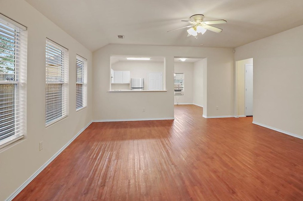12626 Roxdale Ridge Dr, Houston TX  77044-4056 exterior