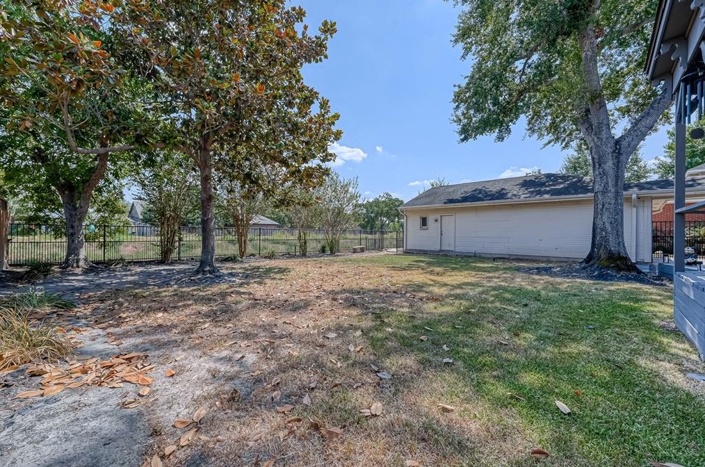 8309 Koester St, Houston TX  77040-2825 exterior