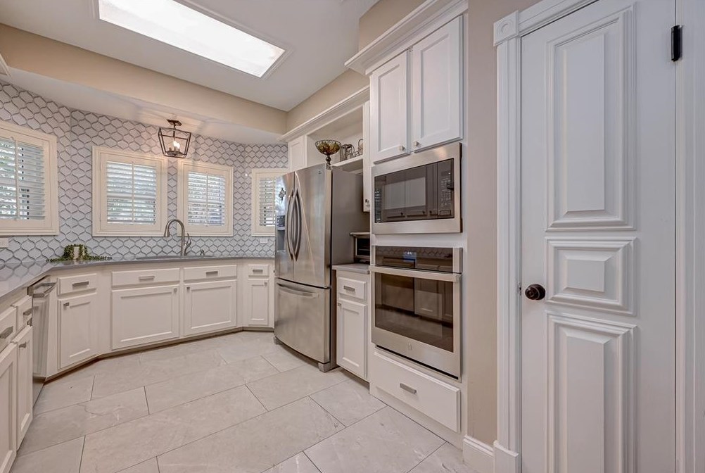8309 Koester St, Houston TX  77040-2825 exterior