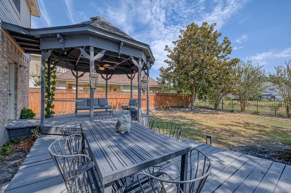 8309 Koester St, Houston TX  77040-2825 exterior