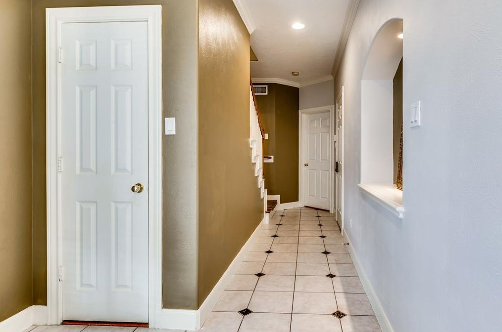 246 Westcott St, Houston TX  77007-7004 exterior