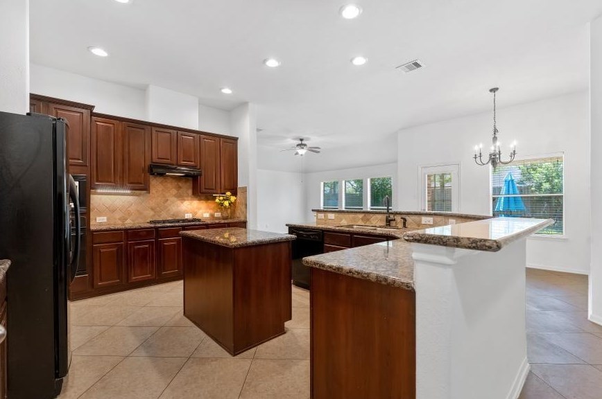 22631 Windbourne Dr, Tomball TX  77375-2081 exterior