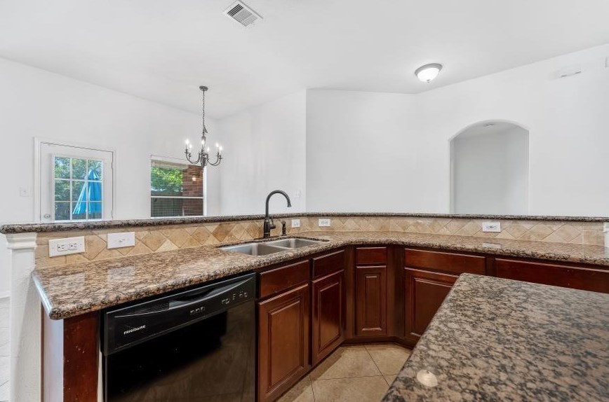 22631 Windbourne Dr, Tomball TX  77375-2081 exterior