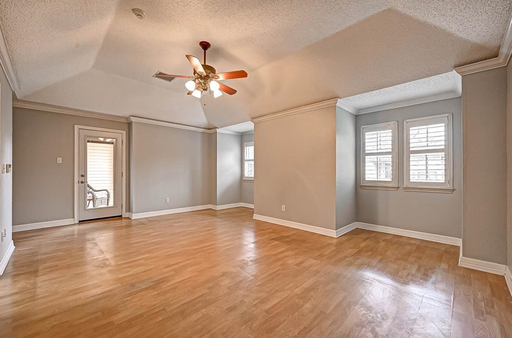 1549 Beaconshire Rd, Houston TX  77077-3868 exterior