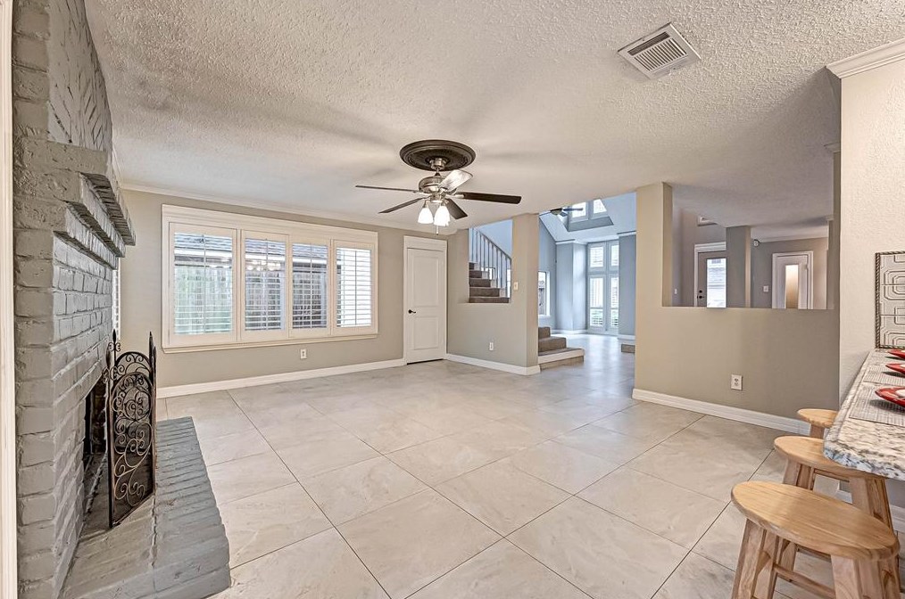 1549 Beaconshire Rd, Houston TX  77077-3868 exterior