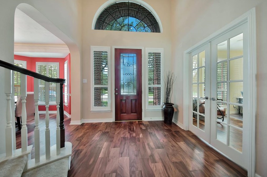 5710 Ballina Canyon Ln, Houston TX  77041-5789 exterior