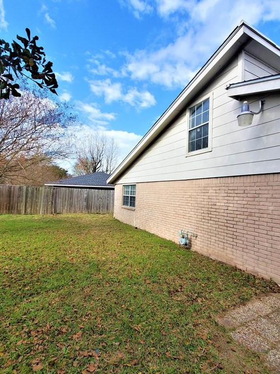 10715 Crestfield Ct, Houston TX 77070-3914 exterior