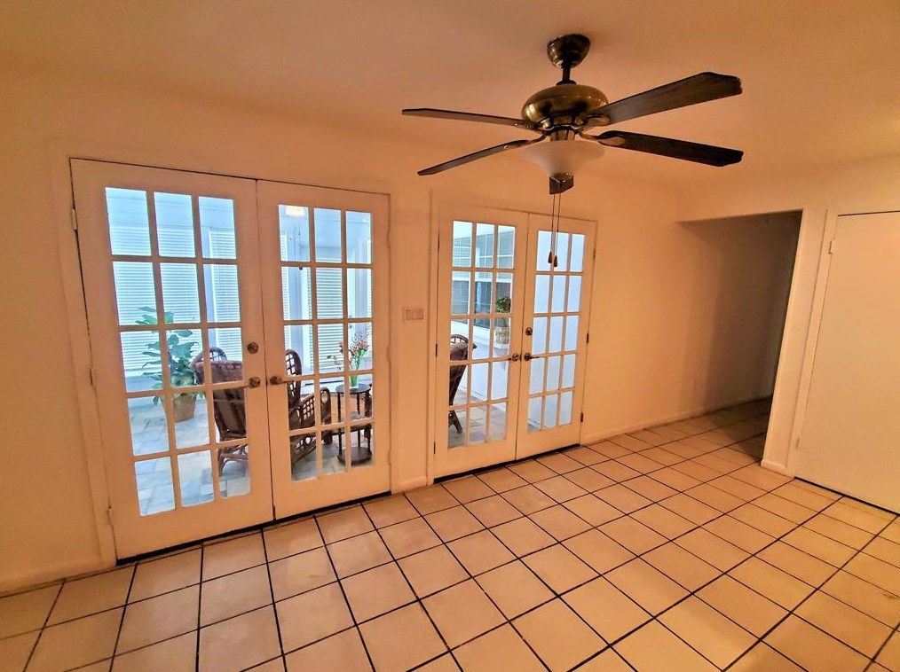 10715 Crestfield Ct, Houston TX 77070-3914 exterior