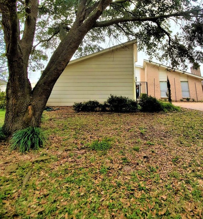 10715 Crestfield Ct, Houston TX 77070-3914 exterior