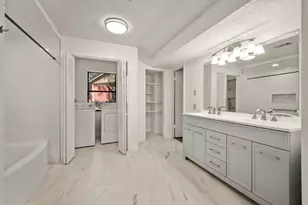 373 Sunset Dr, Livingston, TX 77351 - Photo 17