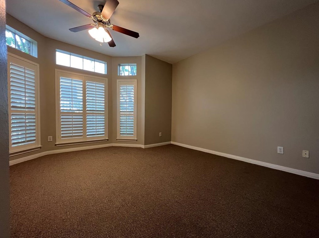 1323 Oneil St, Houston TX  77019-5520 exterior