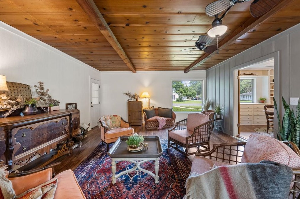 317 Harbert St, Columbus, TX 78934