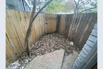 3300 Yorktown Street #11, Houston, TX 77056 - Photo 9