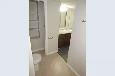 3300 Yorktown Street #11, Houston, TX 77056 - Photo 7