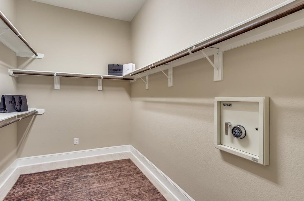 2622 Mockingbird Mdw, Spring TX 77389-1599 exterior