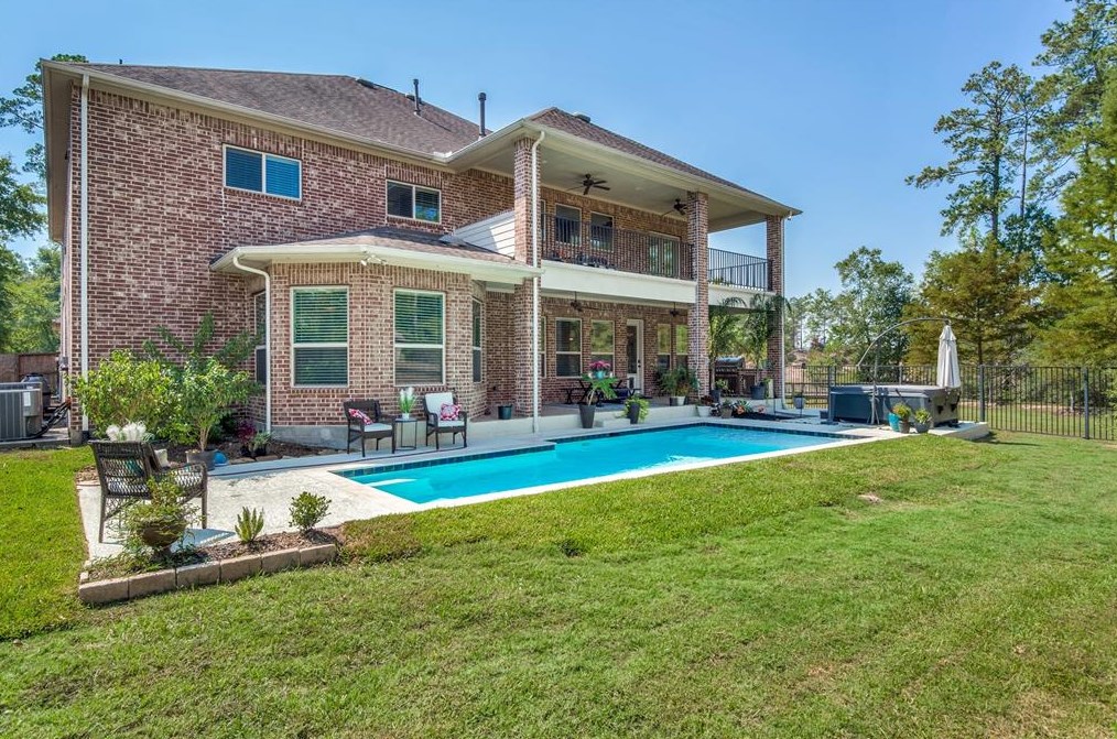 2622 Mockingbird Mdw, Spring TX 77389-1599 exterior