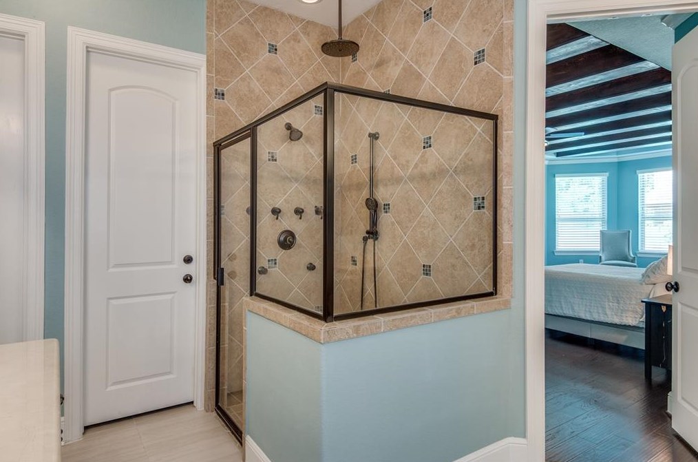 2622 Mockingbird Mdw, Spring TX 77389-1599 exterior