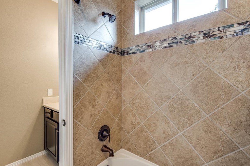 2622 Mockingbird Mdw, Spring TX 77389-1599 exterior