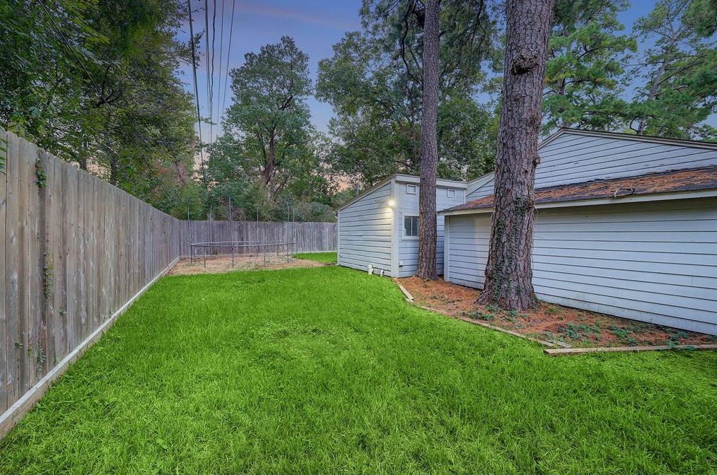 1522 Sue Barnett Dr, Houston TX  77018-5411 exterior