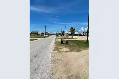 1204 N Monkhouse Drive, Crystal Beach, TX 77650 - Photo 13