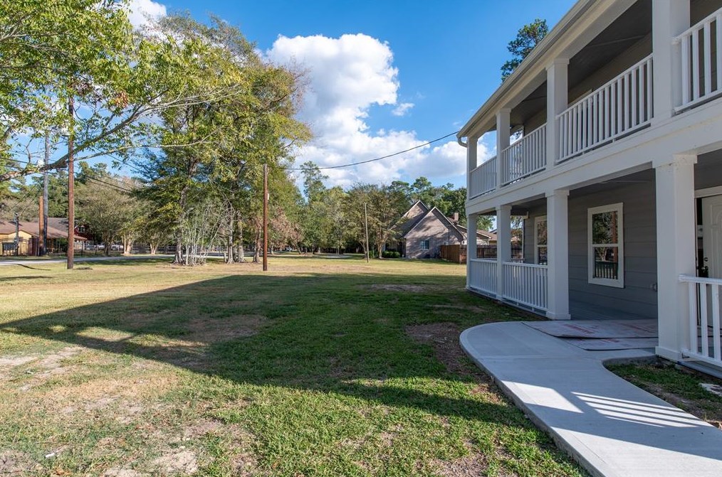 13811 Lakeside Terrace Dr, Houston TX  77044-5253 exterior
