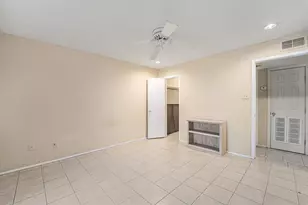 3300 Pebblebrook Dr, Seabrook, TX 77586 - Photo 11